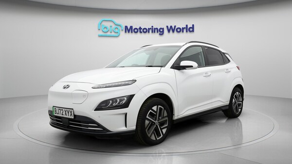 Used Hyundai KONA 2022 for sale - 76318121: Photo 4