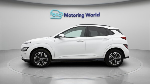 Used Hyundai KONA 2022 for sale - 76318121: Photo 5