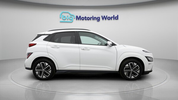 Used Hyundai KONA 2022 for sale - 76318121: Photo 9