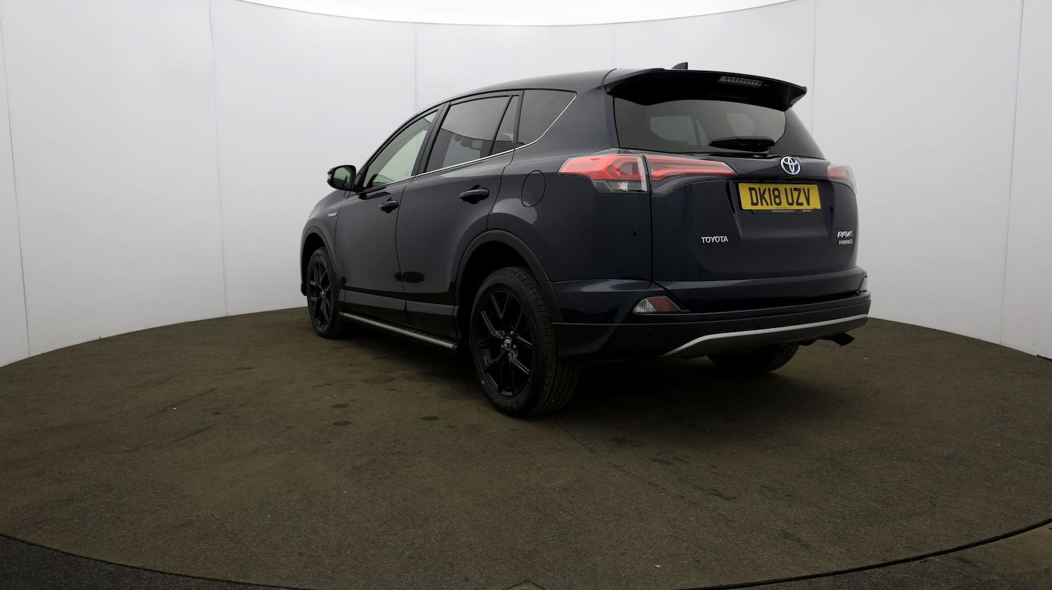 Used Toyota RAV4 2018 for sale - 76811734: Photo 40