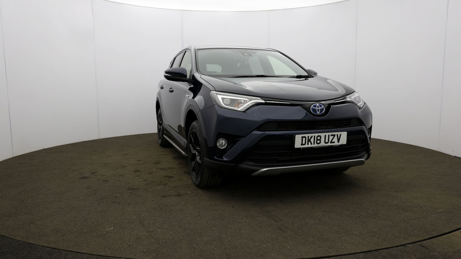 Used Toyota RAV4 2018 for sale - 76811734: Photo 41