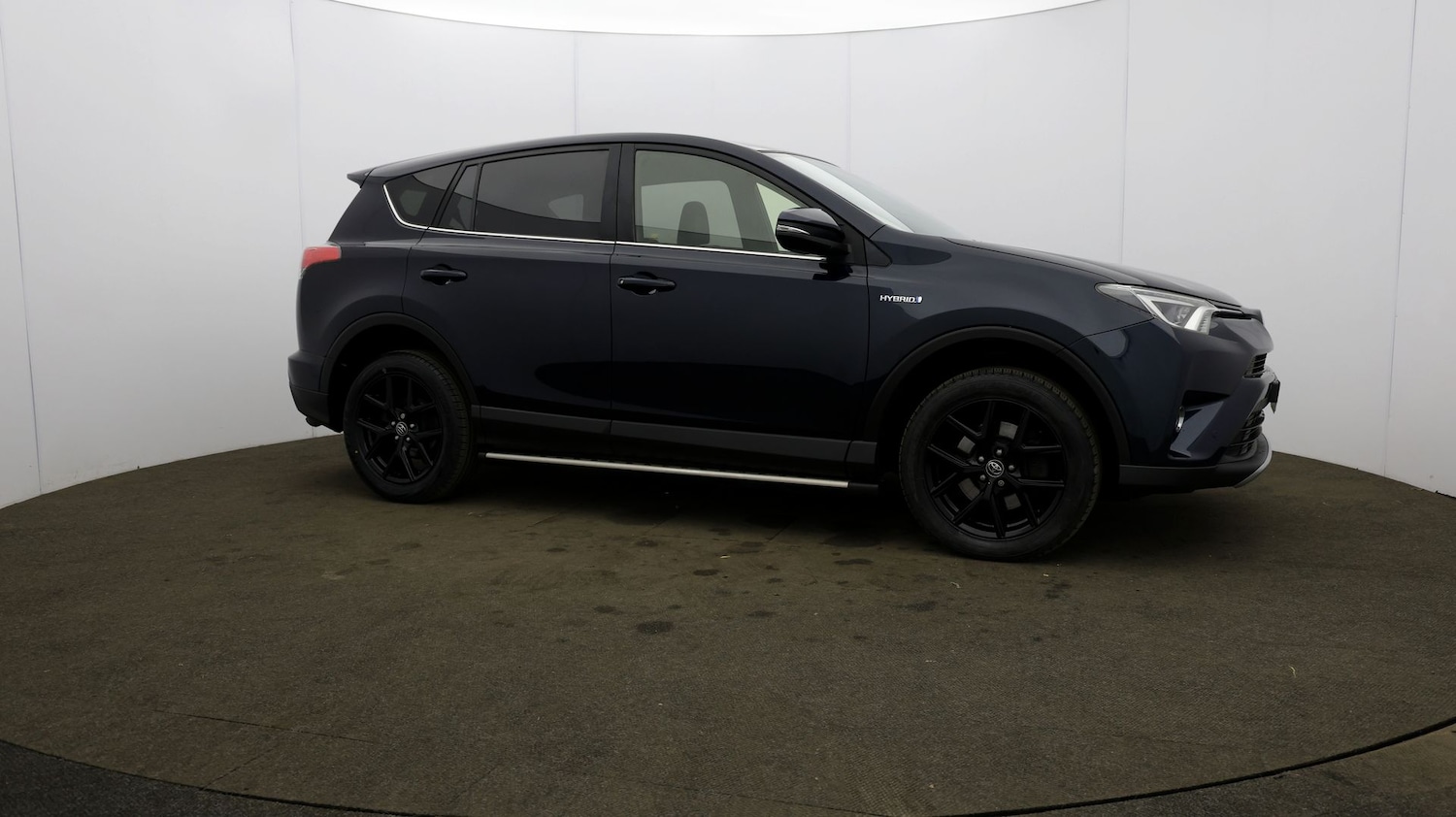 Used Toyota RAV4 2018 for sale - 76811734: Photo 46