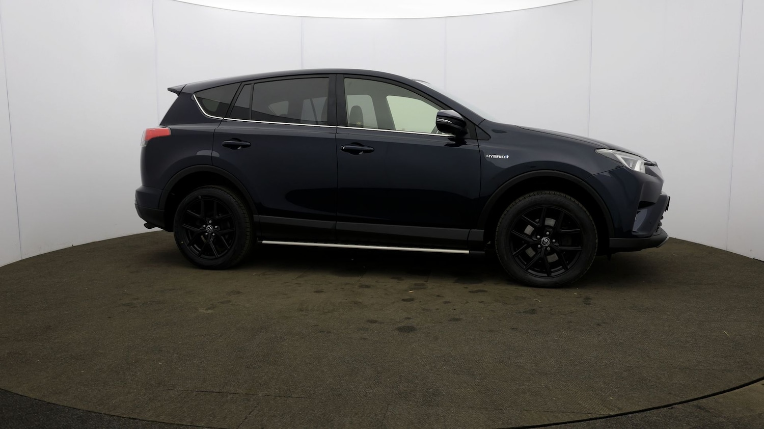 Used Toyota RAV4 2018 for sale - 76811734: Photo 47