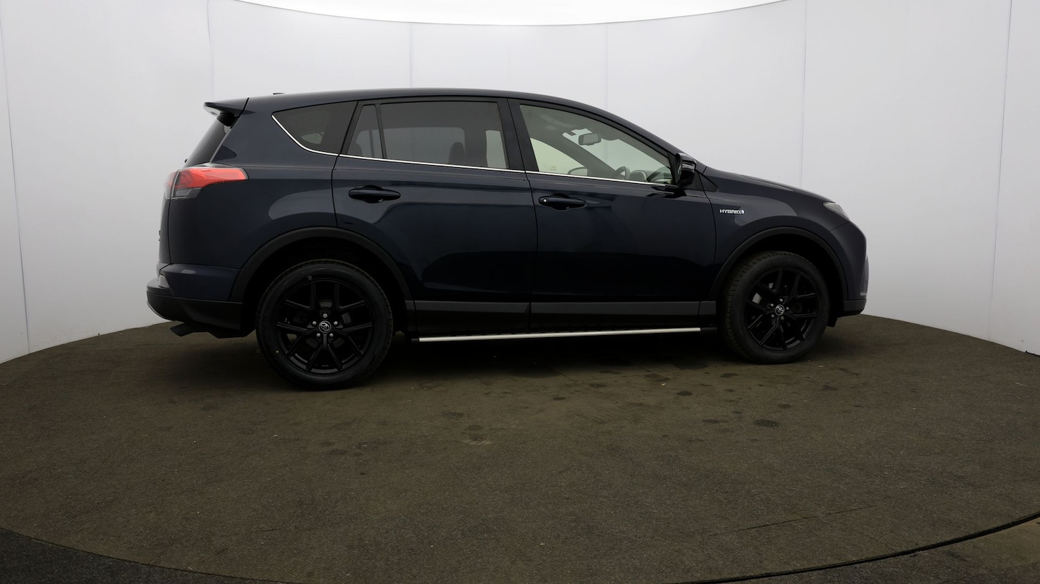 Used Toyota RAV4 2018 for sale - 76811734: Photo 50