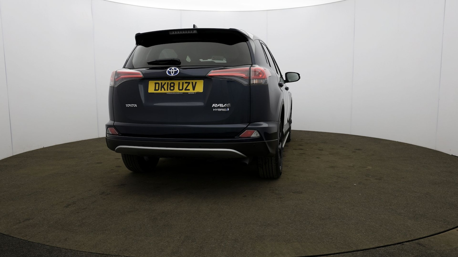 Used Toyota RAV4 2018 for sale - 76811734: Photo 58