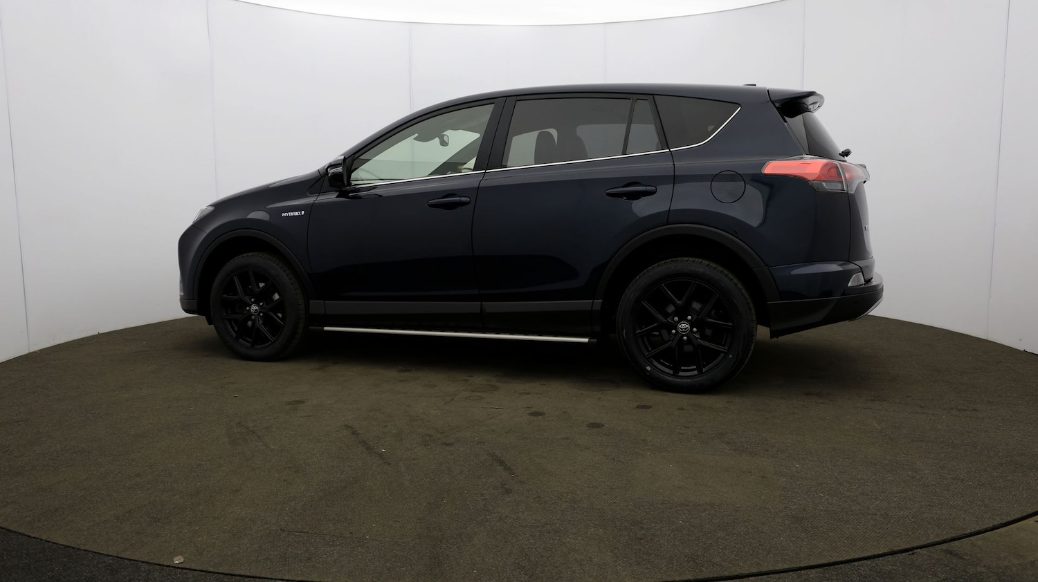 Used Toyota RAV4 2018 for sale - 76811734: Photo 64