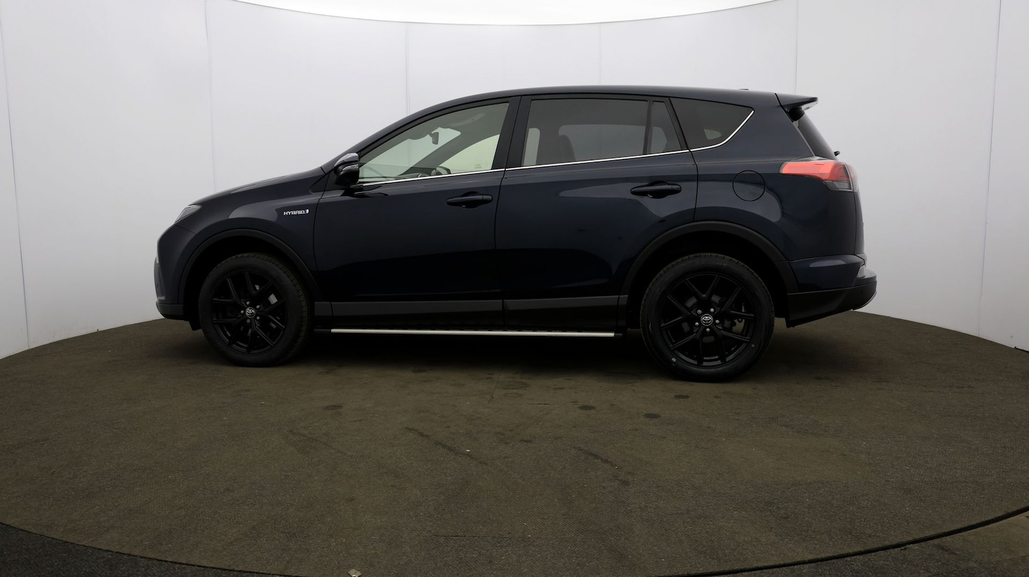 Used Toyota RAV4 2018 for sale - 76811734: Photo 65