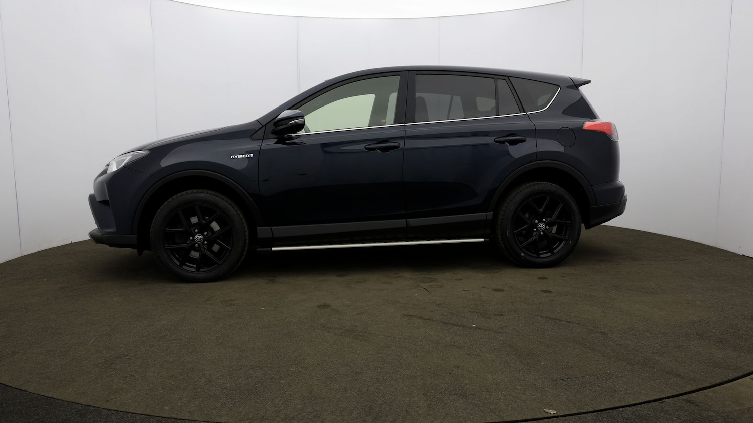 Used Toyota RAV4 2018 for sale - 76811734: Photo 67