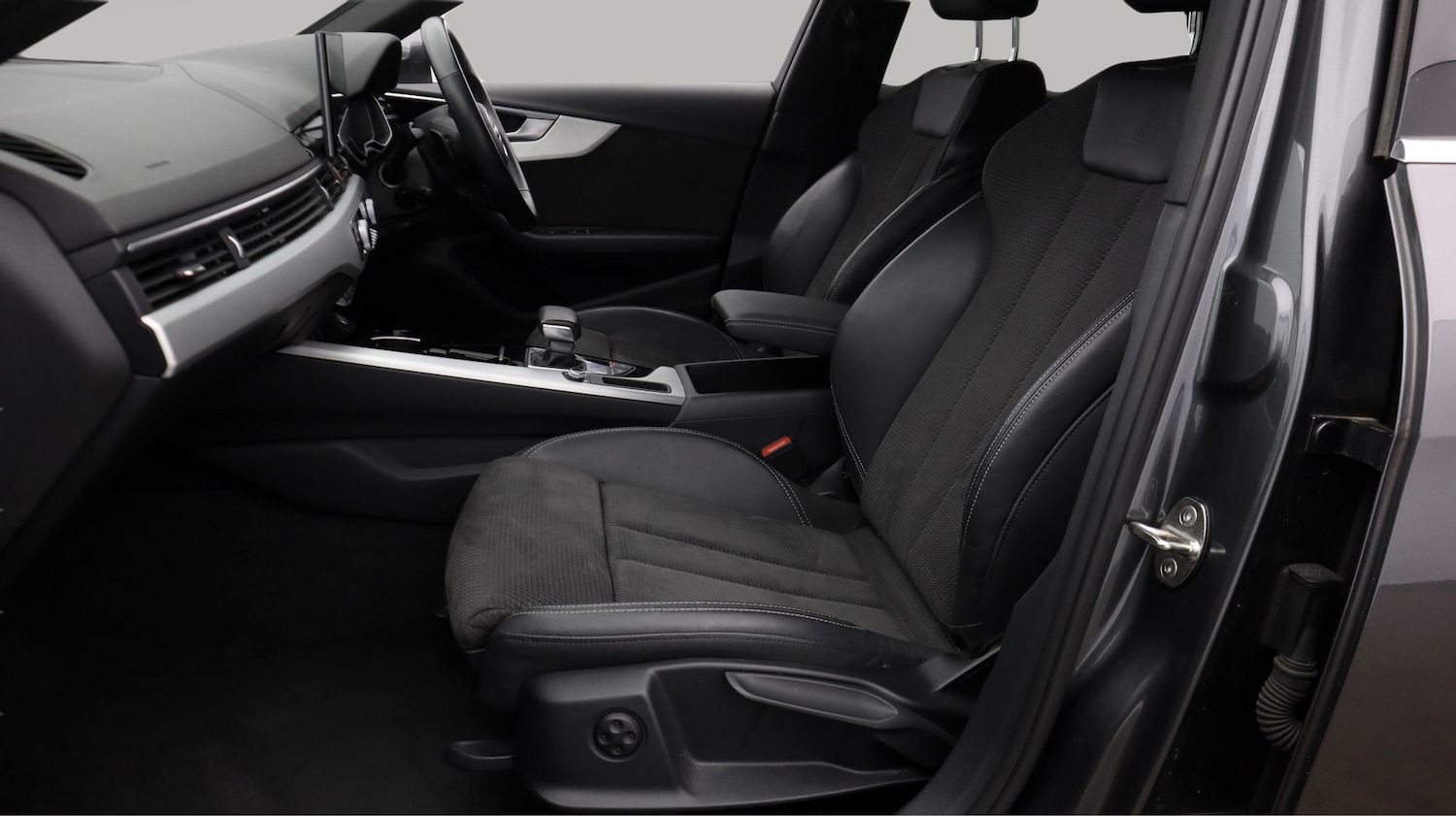 Used Audi A4 2021 for sale - 78000418: Photo 14