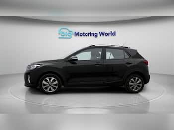 Used Kia Stonic 2023 for sale - 79626330: Photo