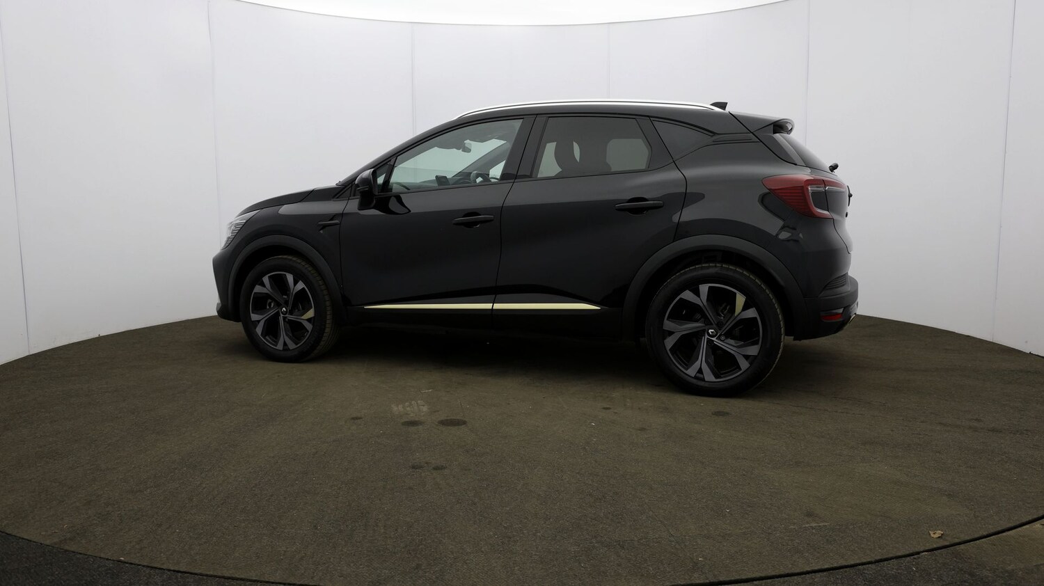 Used Renault Captur for sale - 76809684: Photo 62