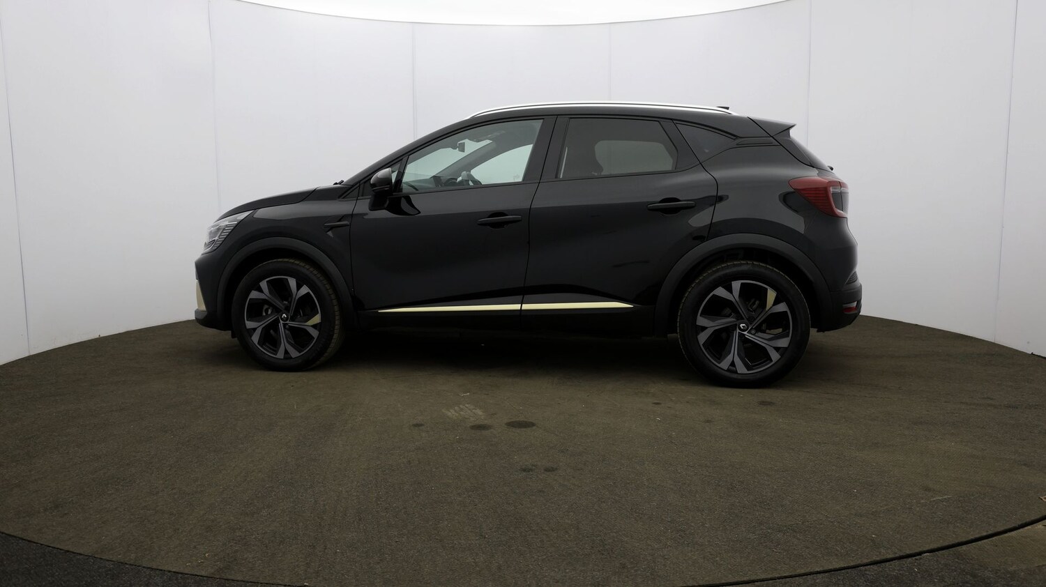 Used Renault Captur for sale - 76809684: Photo 63