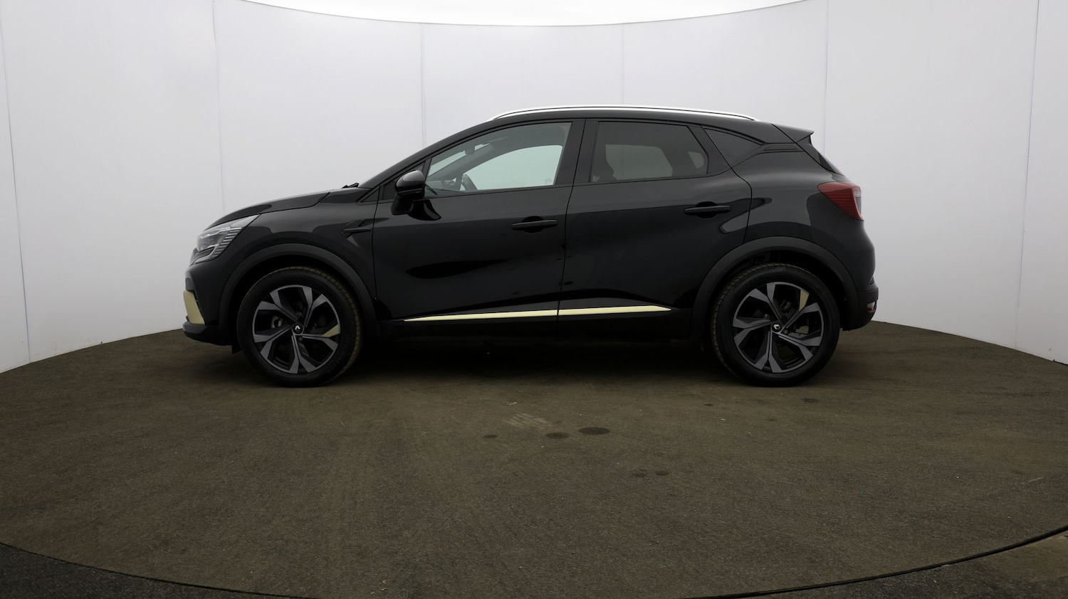Used Renault Captur for sale - 76809684: Photo 64