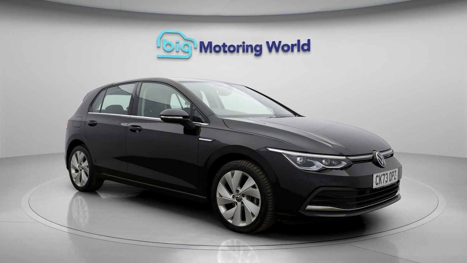 Used Volkswagen Golf 2023 for sale - 77953786: Photo 1