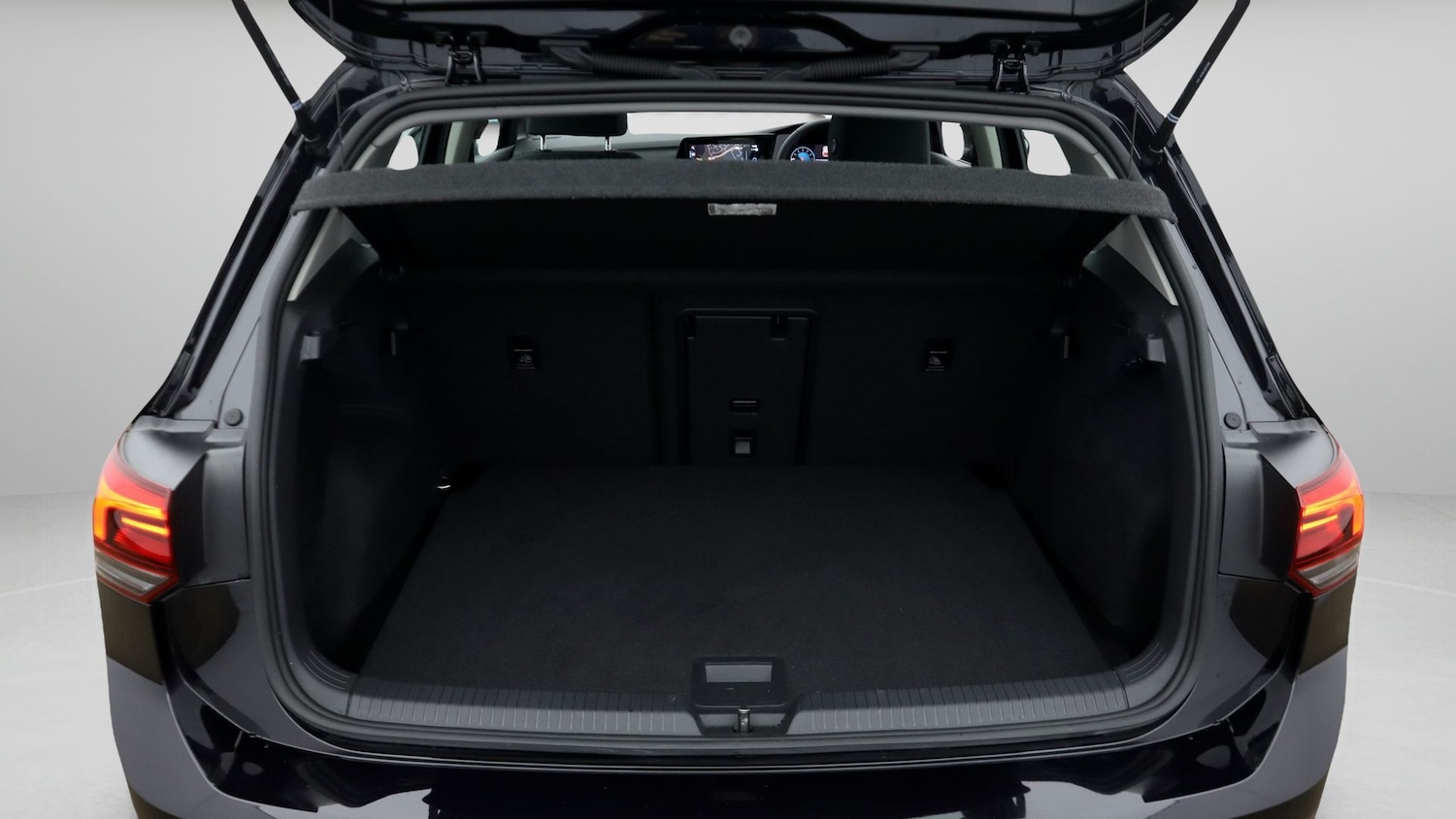 Used Volkswagen Golf 2023 for sale - 77953786: Photo 17