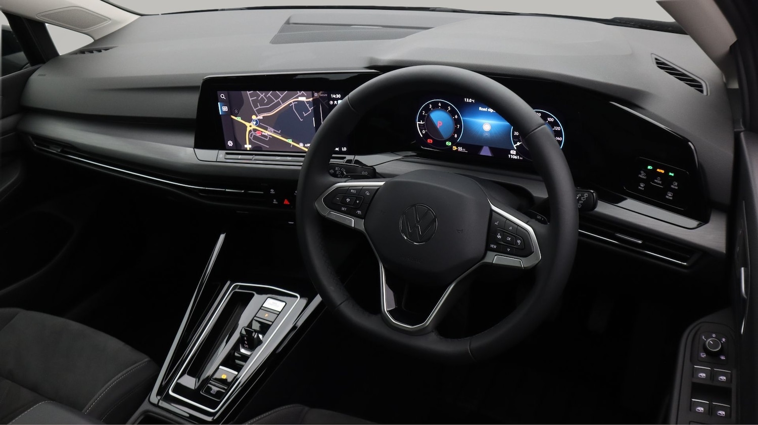 Used Volkswagen Golf 2023 for sale - 77953786: Photo 9