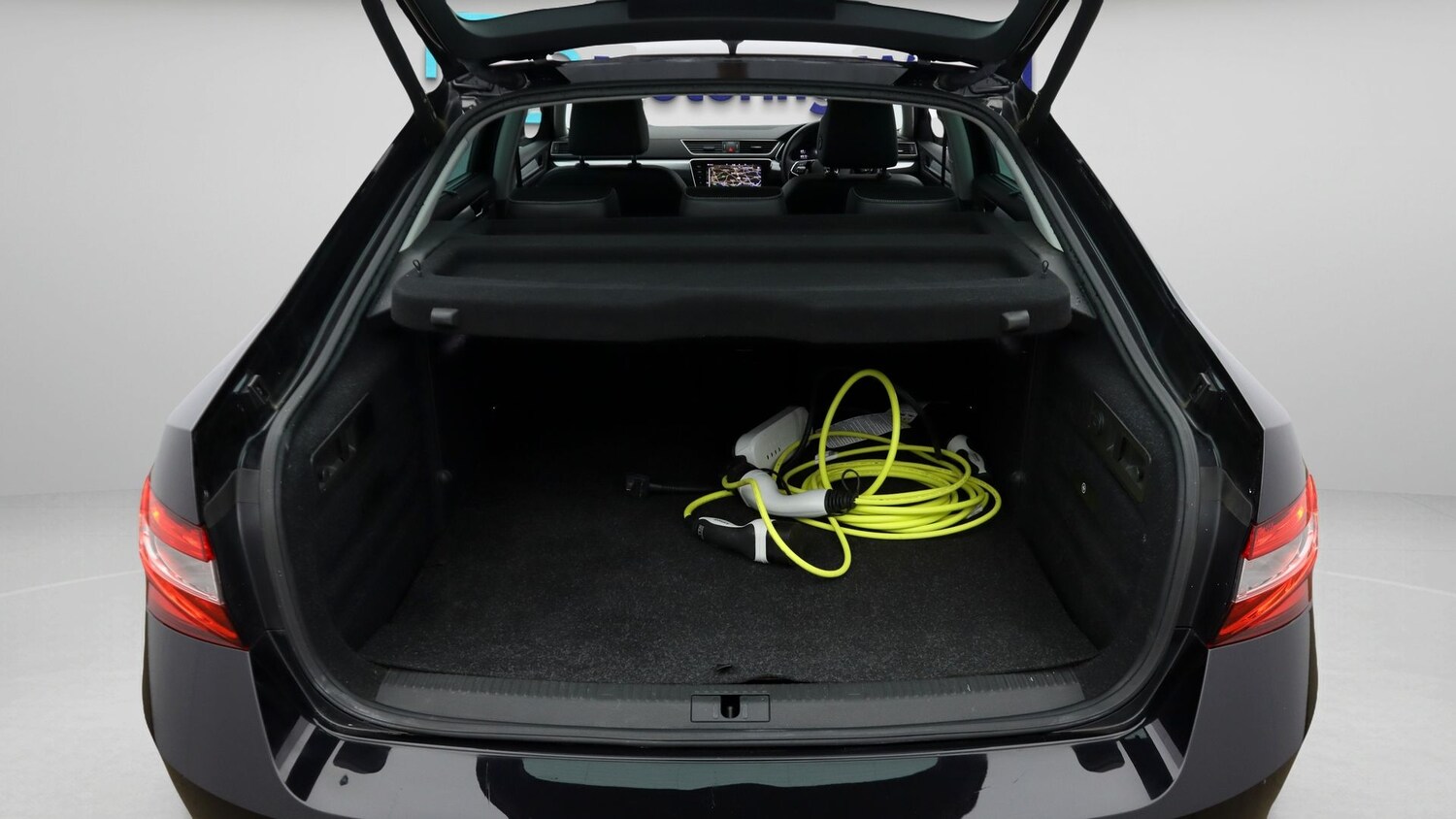 Used Skoda Superb 2023 for sale - 77971319: Photo 17