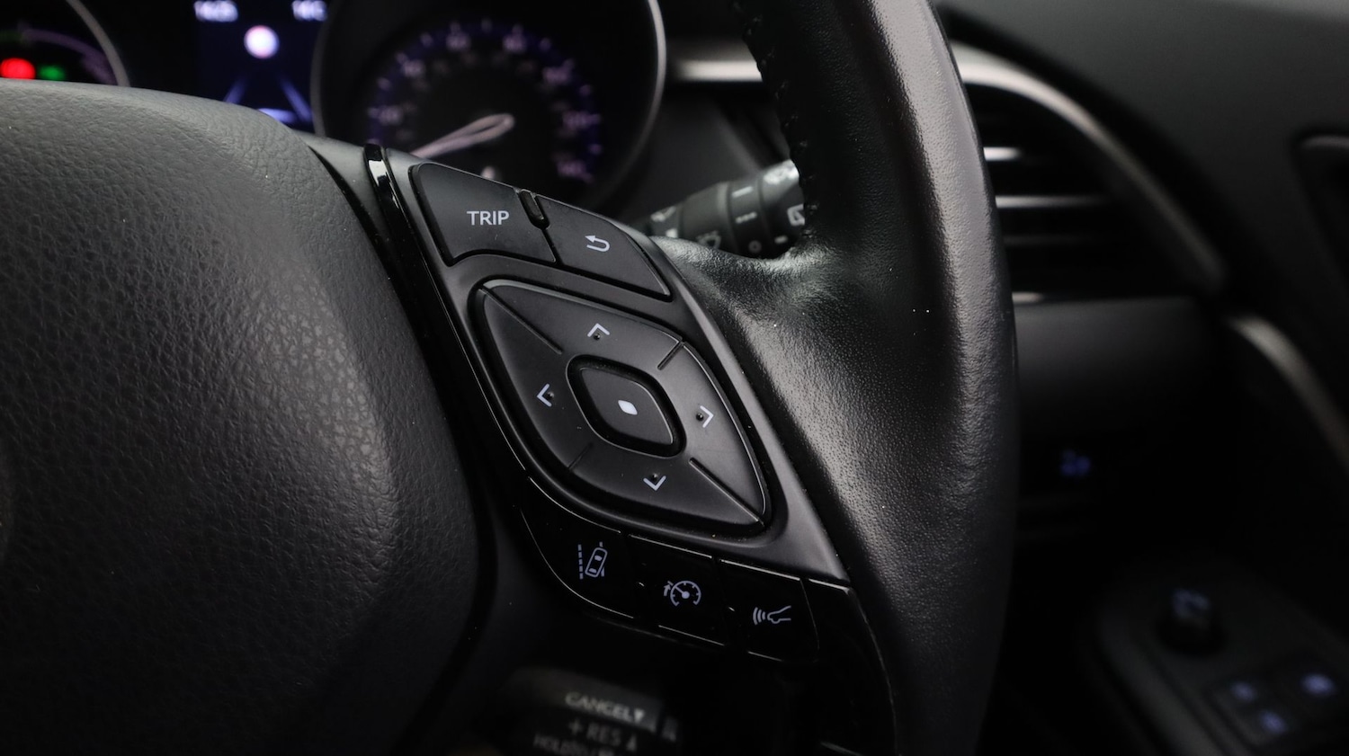 Used Toyota C-HR 2021 for sale - 77668345: Photo 24