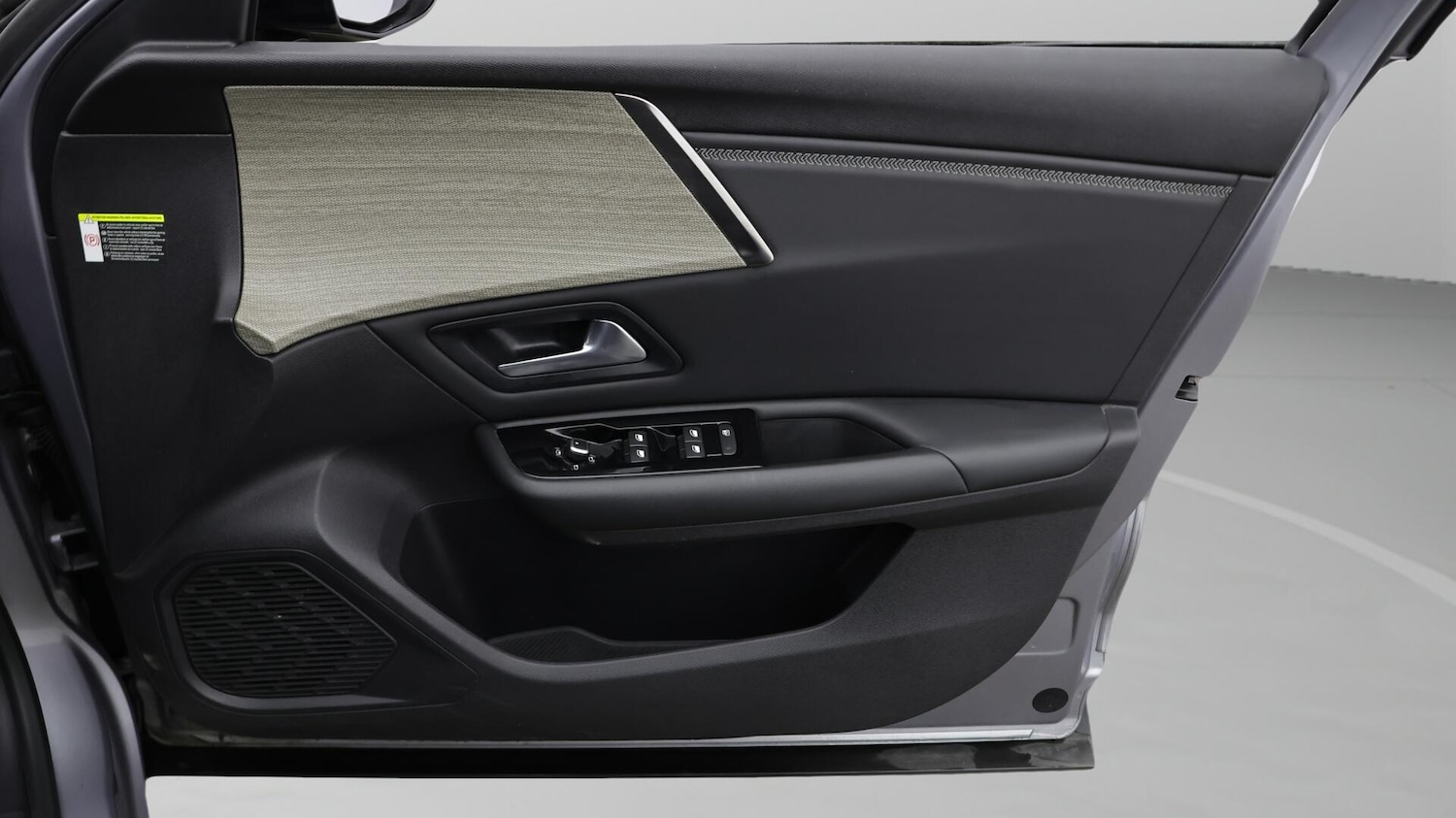 Used Citroen C5 X 2023 for sale - 76398248: Photo 16