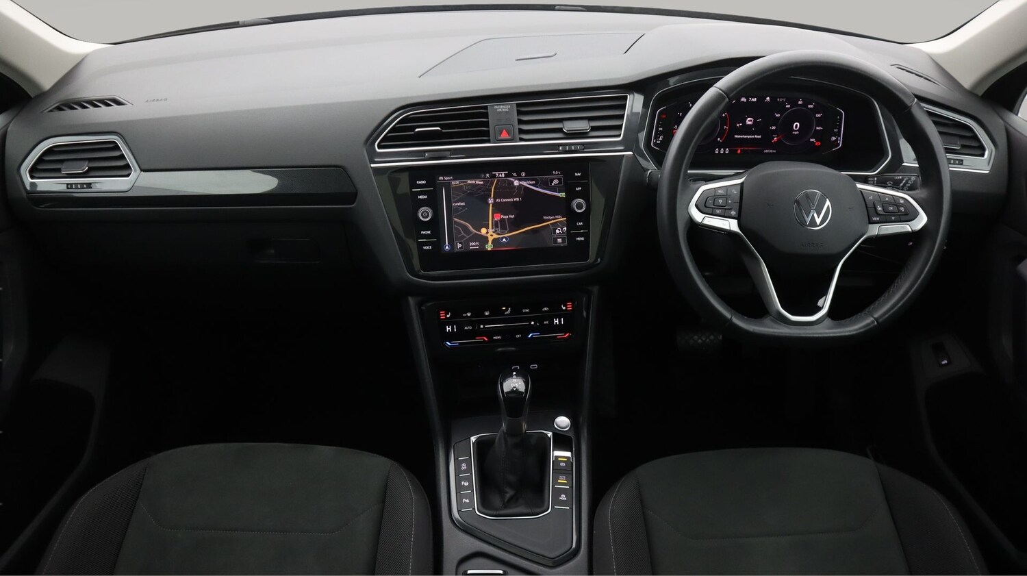 Used Volkswagen Tiguan for sale - 77216403: Photo 13