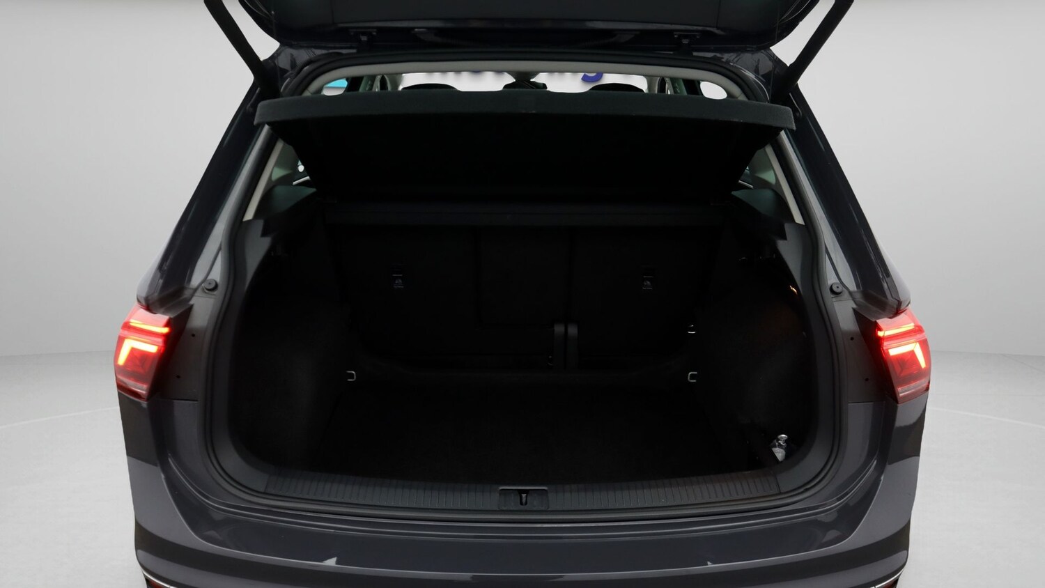 Used Volkswagen Tiguan for sale - 77216403: Photo 17