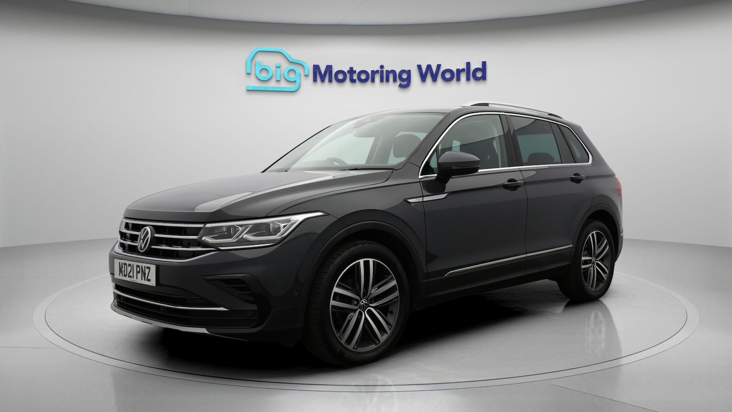 Used Volkswagen Tiguan for sale - 77216403: Photo 3