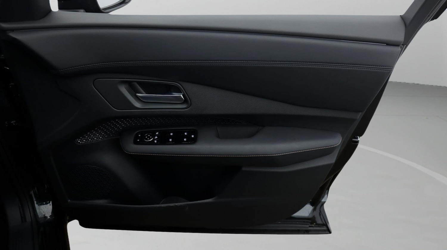 Used Nissan ARIYA 2025 for sale - 77822441: Photo 15