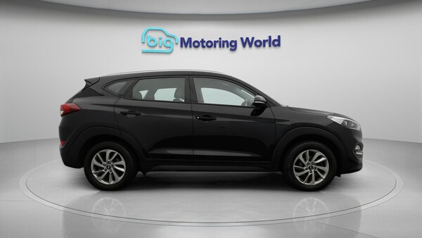 Used Hyundai TUCSON 2017 for sale - 76189978: Photo 9