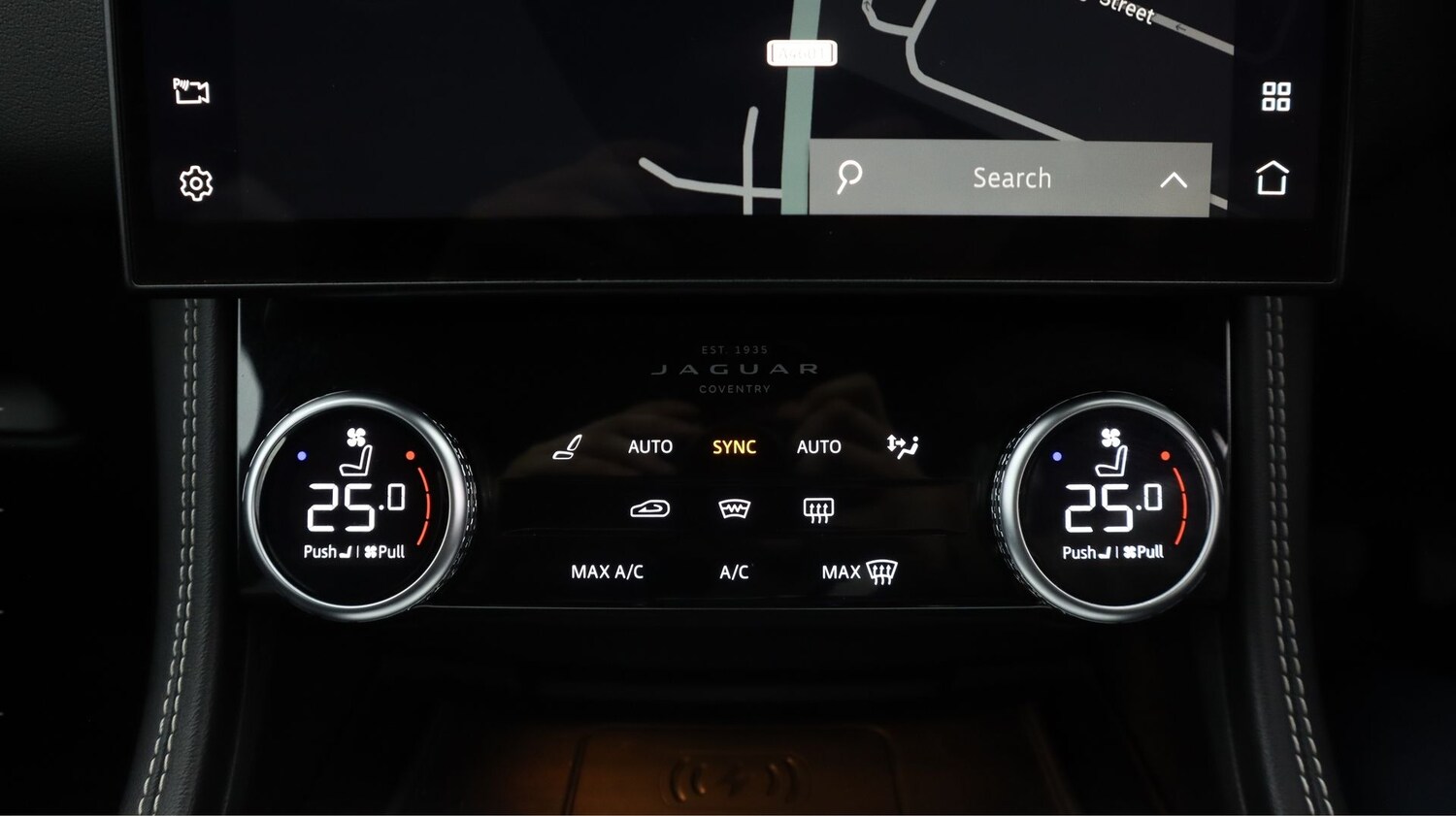 Used Jaguar F-Pace 2023 for sale - 77271449: Photo 12