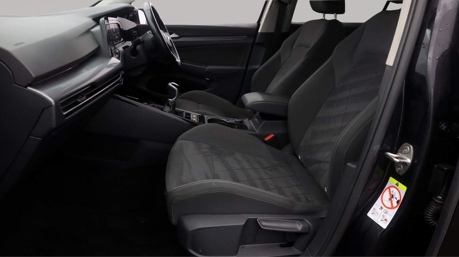 Used Volkswagen Golf 2023 for sale - 77182144: Photo 14