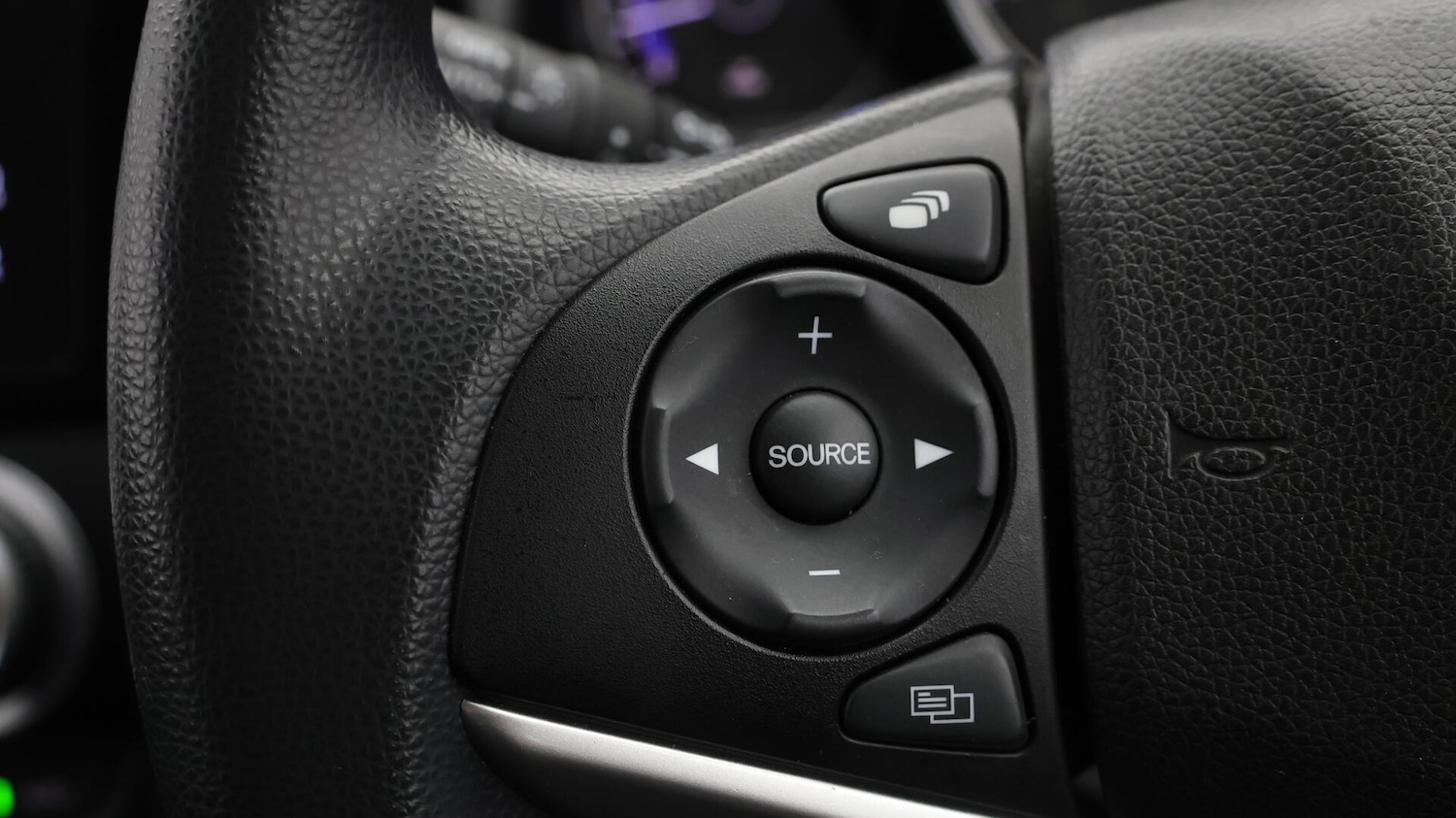 Used Honda Jazz 2017 for sale - 75915203: Photo 37