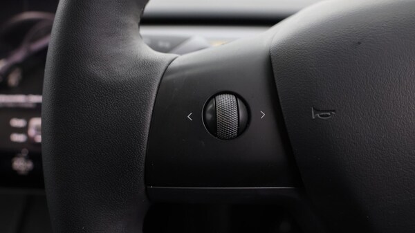 Used Tesla Model Y 2022 for sale - 76239424: Photo 24
