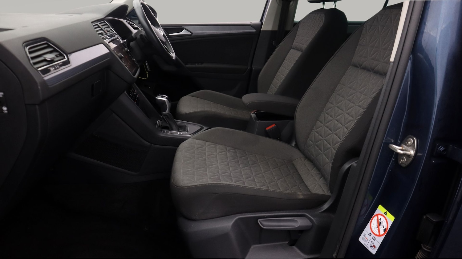 Used Volkswagen Tiguan 2022 for sale - 77195135: Photo 14