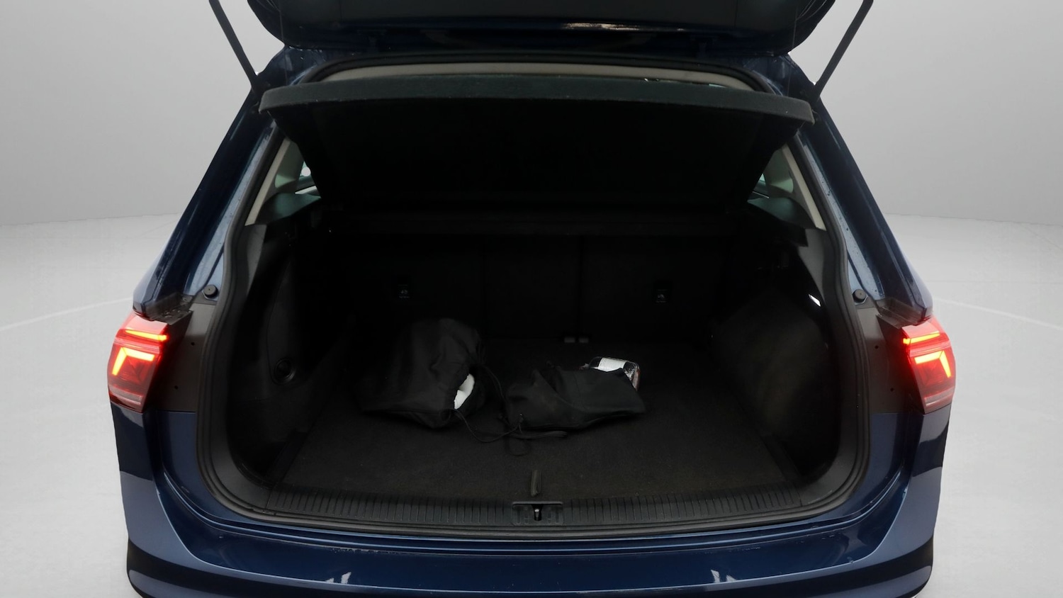 Used Volkswagen Tiguan 2022 for sale - 77195135: Photo 17