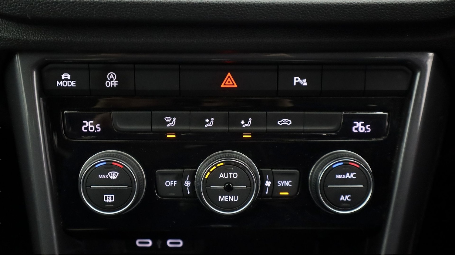 Used Volkswagen T-Roc for sale - 77809230: Photo 12