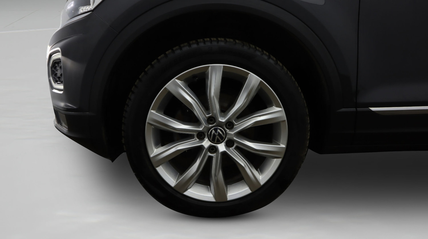 Used Volkswagen T-Roc for sale - 77809230: Photo 18