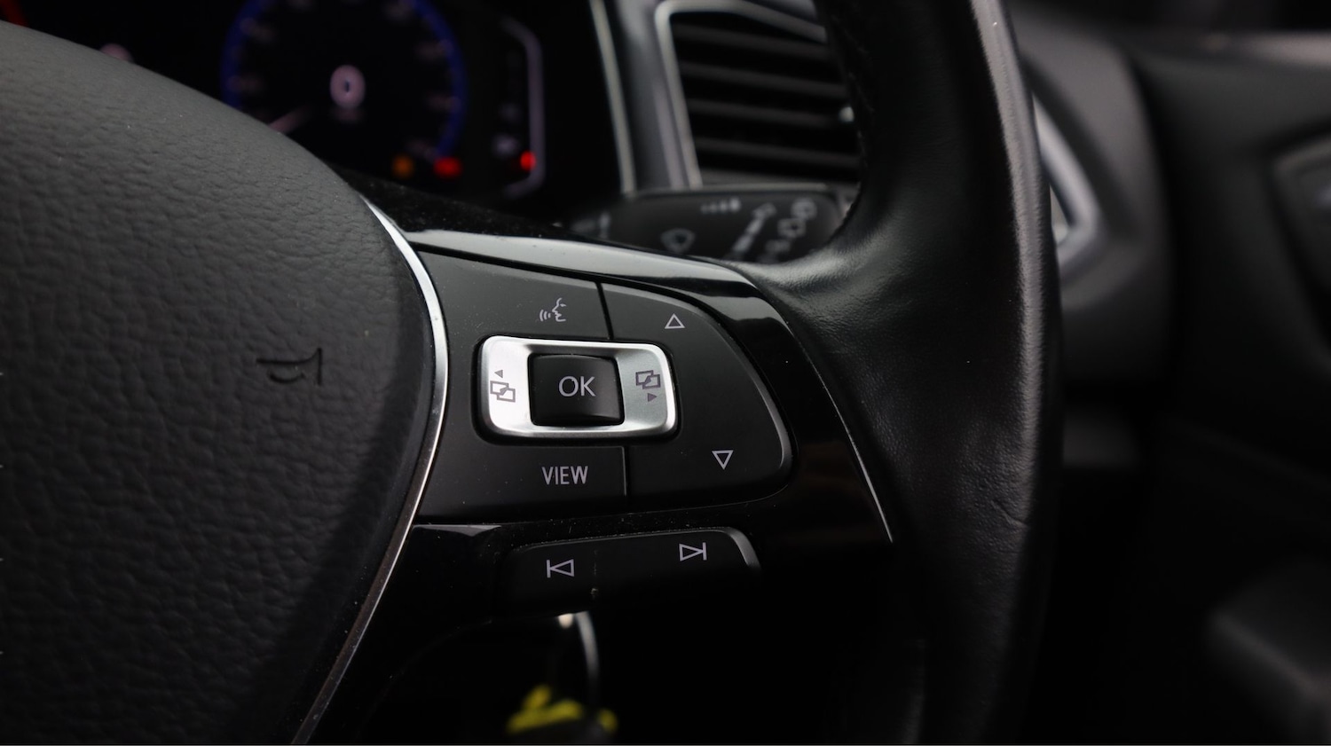 Used Volkswagen T-Roc for sale - 77809230: Photo 20