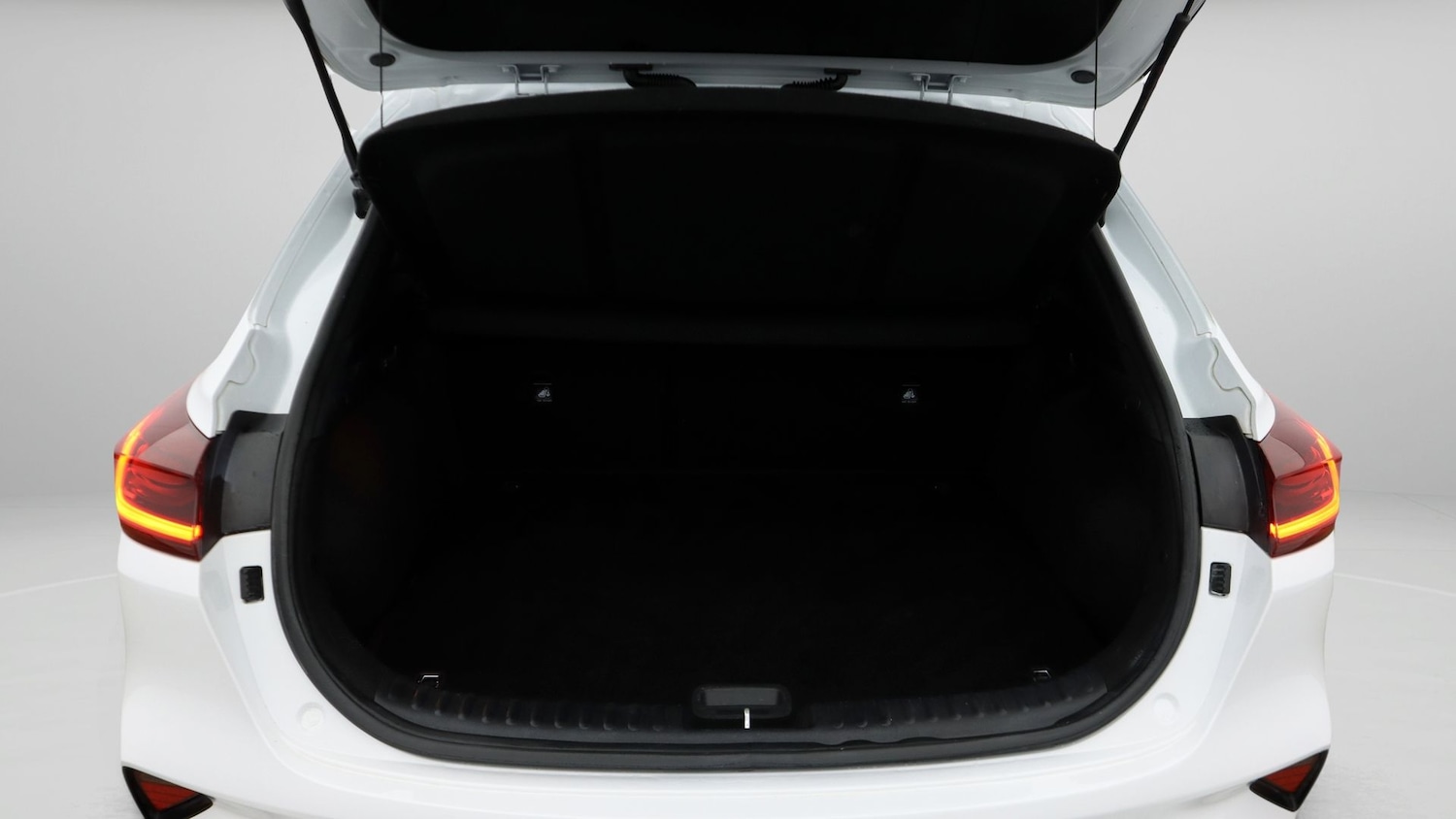 Used Kia XCeed 2022 for sale - 77992071: Photo 17