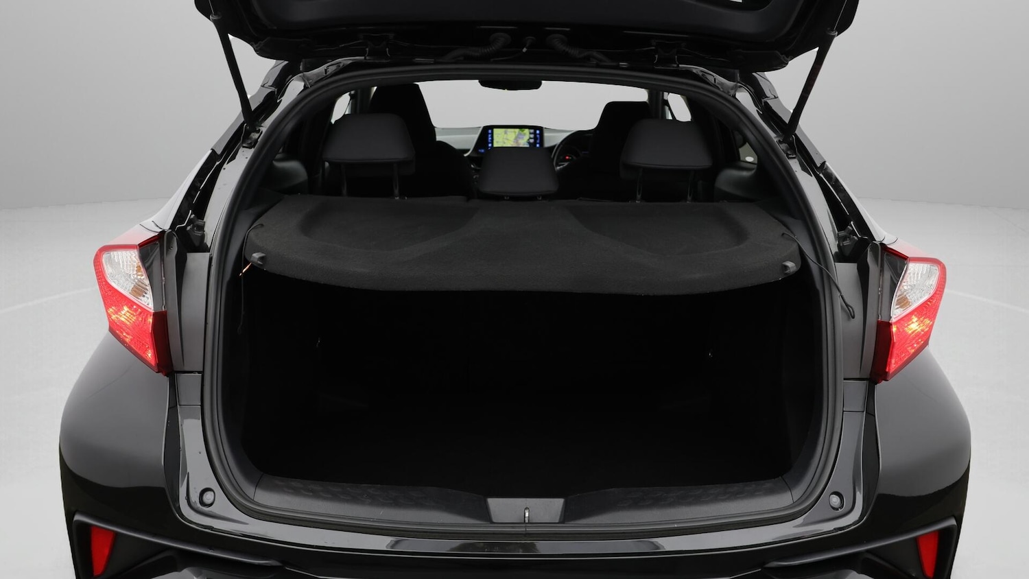 Used Toyota C-HR 2019 for sale - 76109441: Photo 18