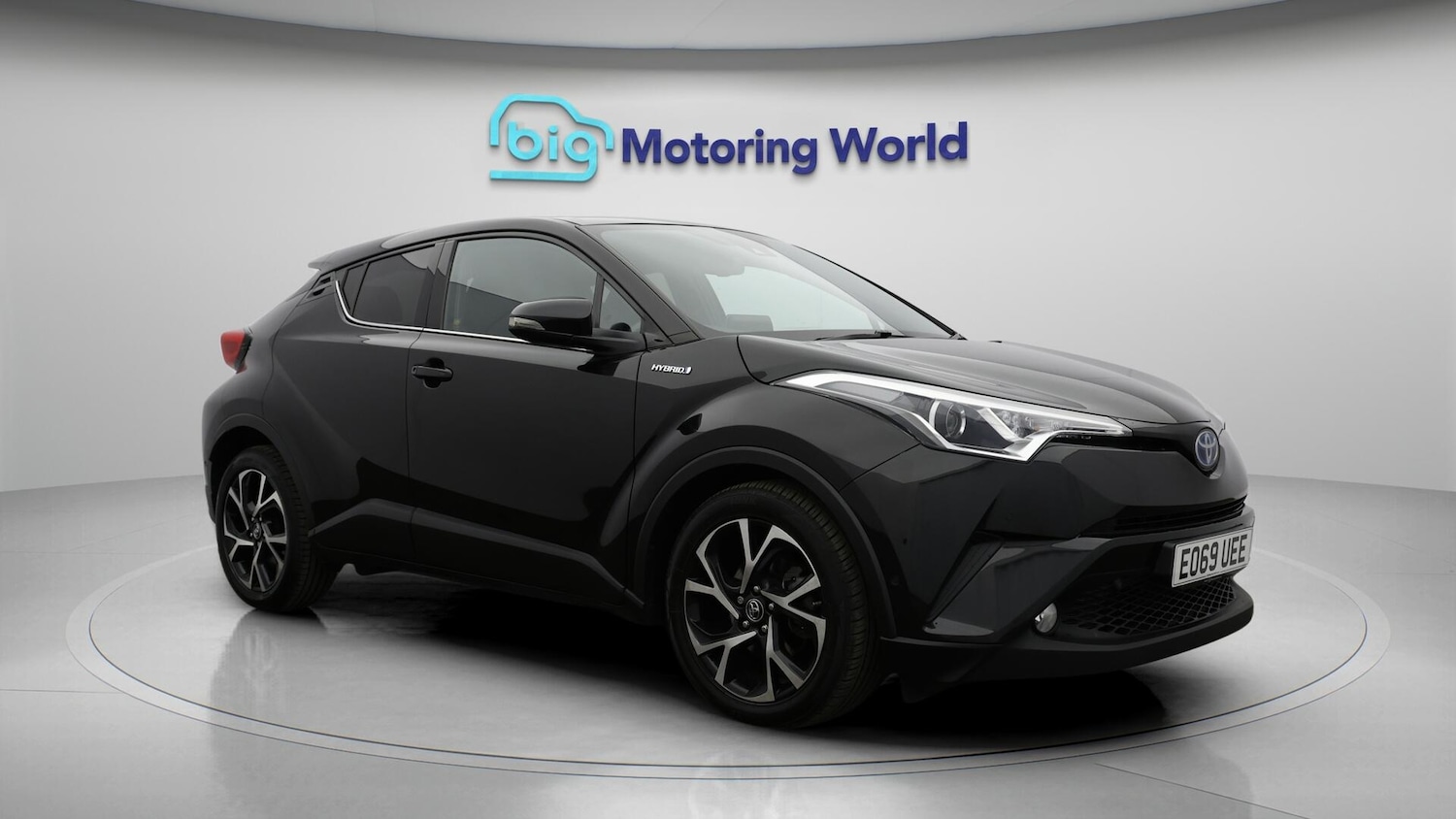 Used Toyota C-HR 2019 for sale - 76109441: Photo 2