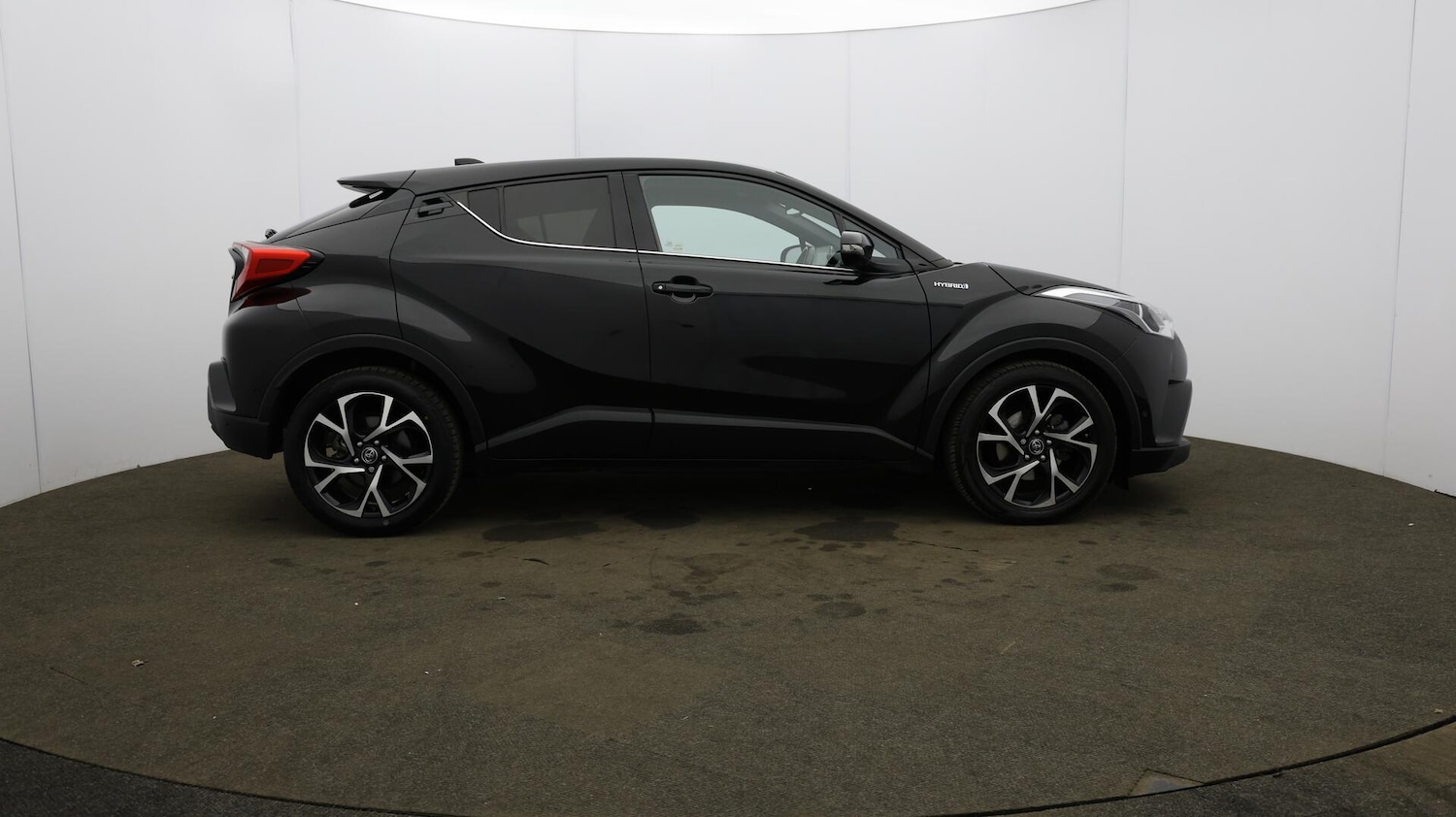 Used Toyota C-HR 2019 for sale - 76109441: Photo 56