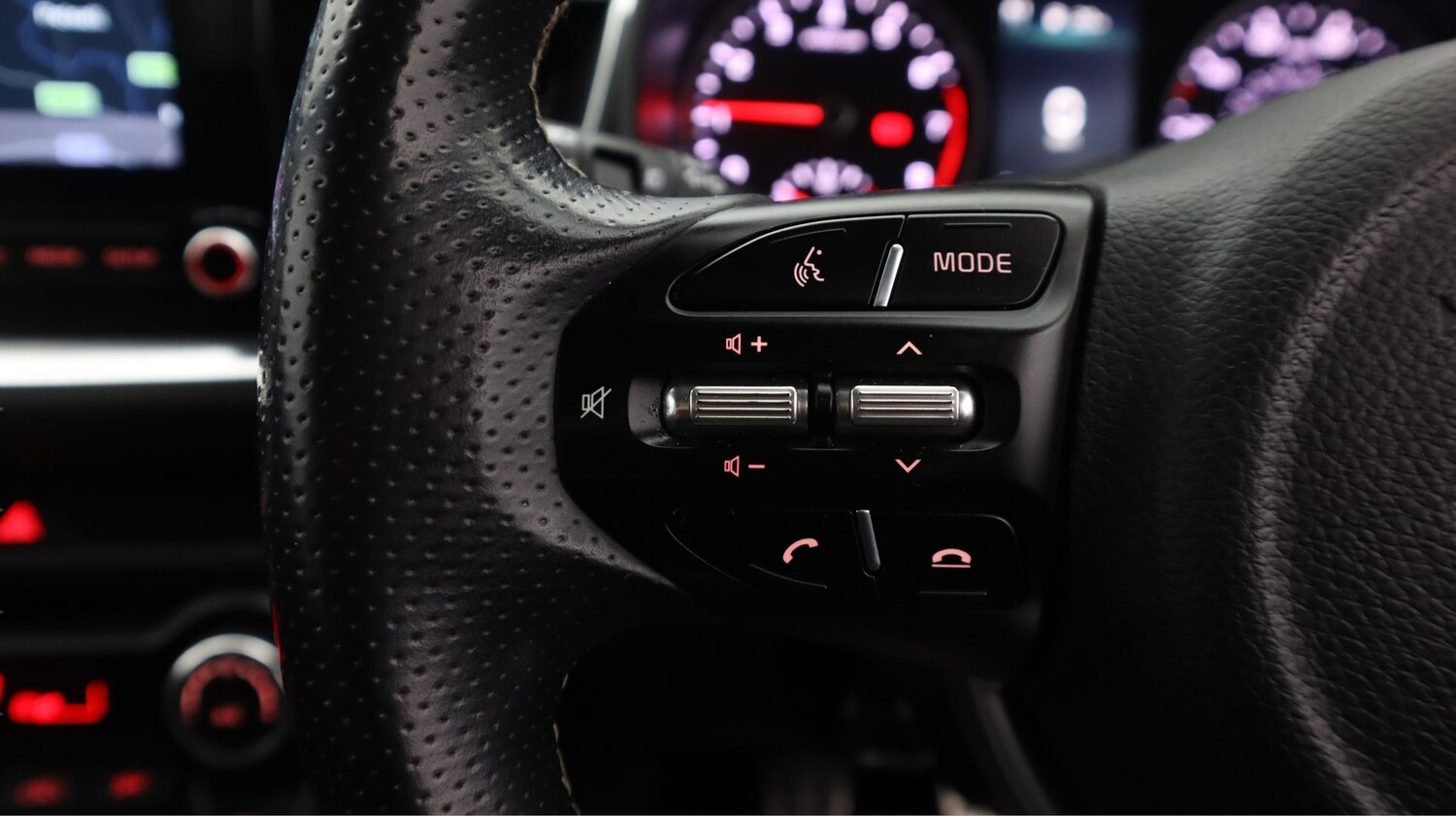 Used Kia Stonic 2021 for sale - 77452851: Photo 20