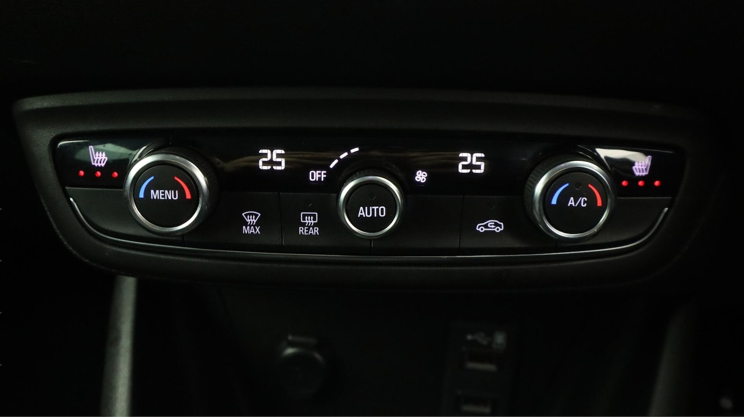 Used Vauxhall Crossland 2022 for sale - 76714673: Photo 13