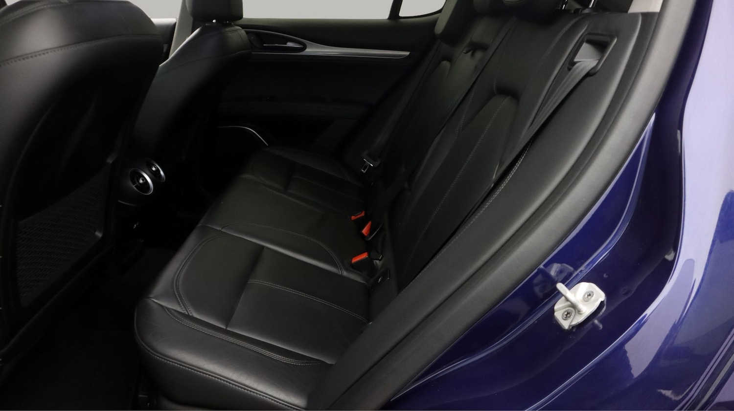 Used Alfa Romeo Stelvio 2019 for sale - 77841672: Photo 16