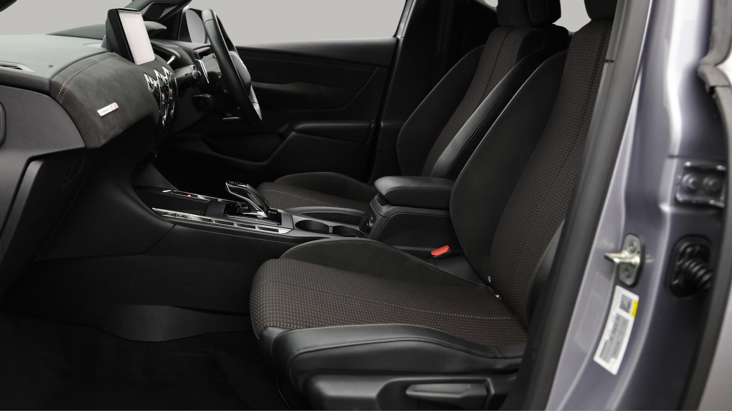 Used DS Automobiles DS 3 Crossback for sale - 76409276: Photo 15