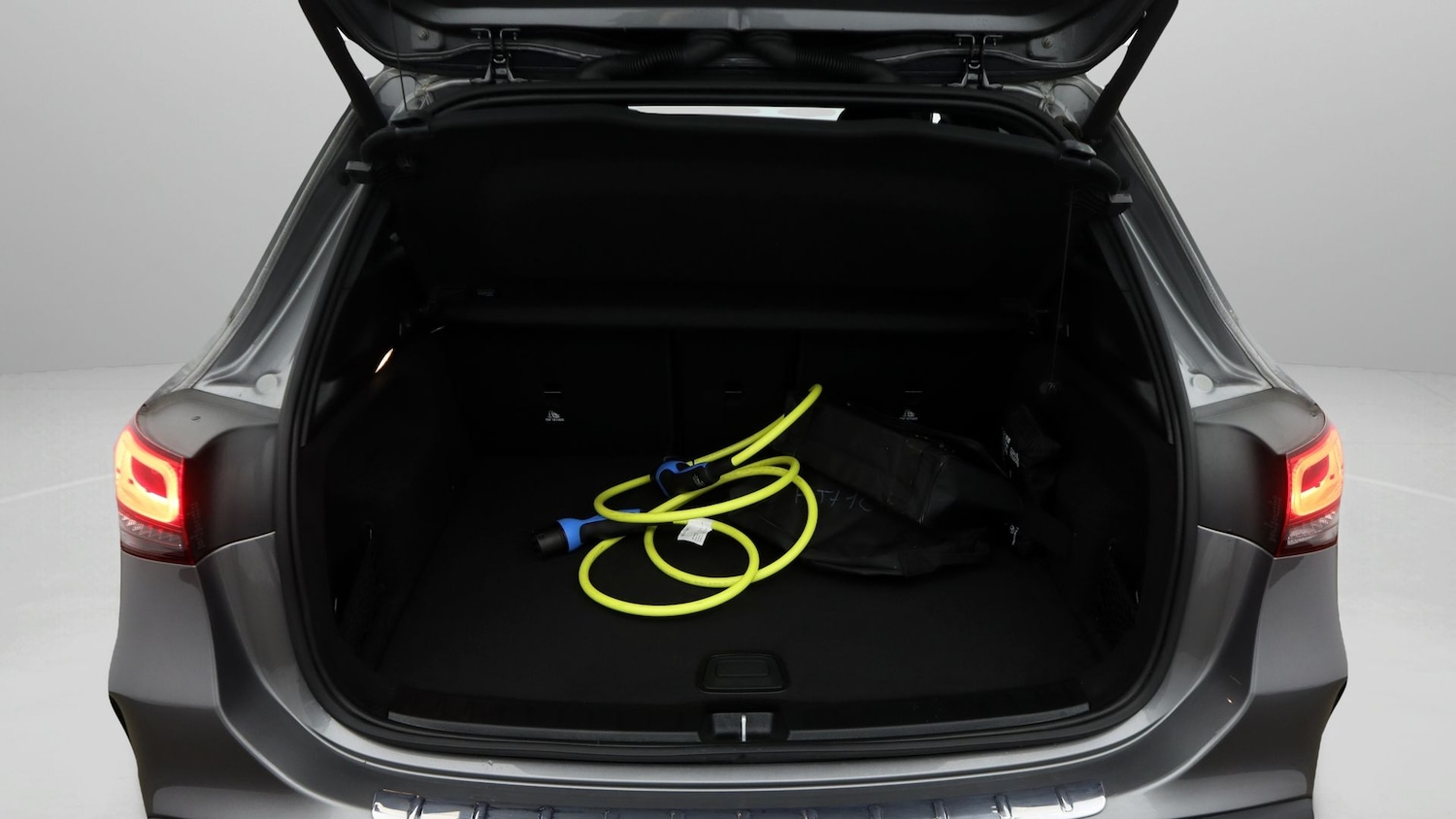 Used Mercedes-Benz EQA 2021 for sale - 77763280: Photo 17