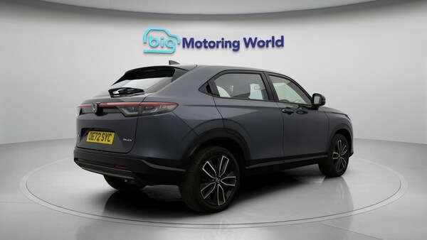 Used Honda HR-V 2023 for sale - 76136385: Photo 8