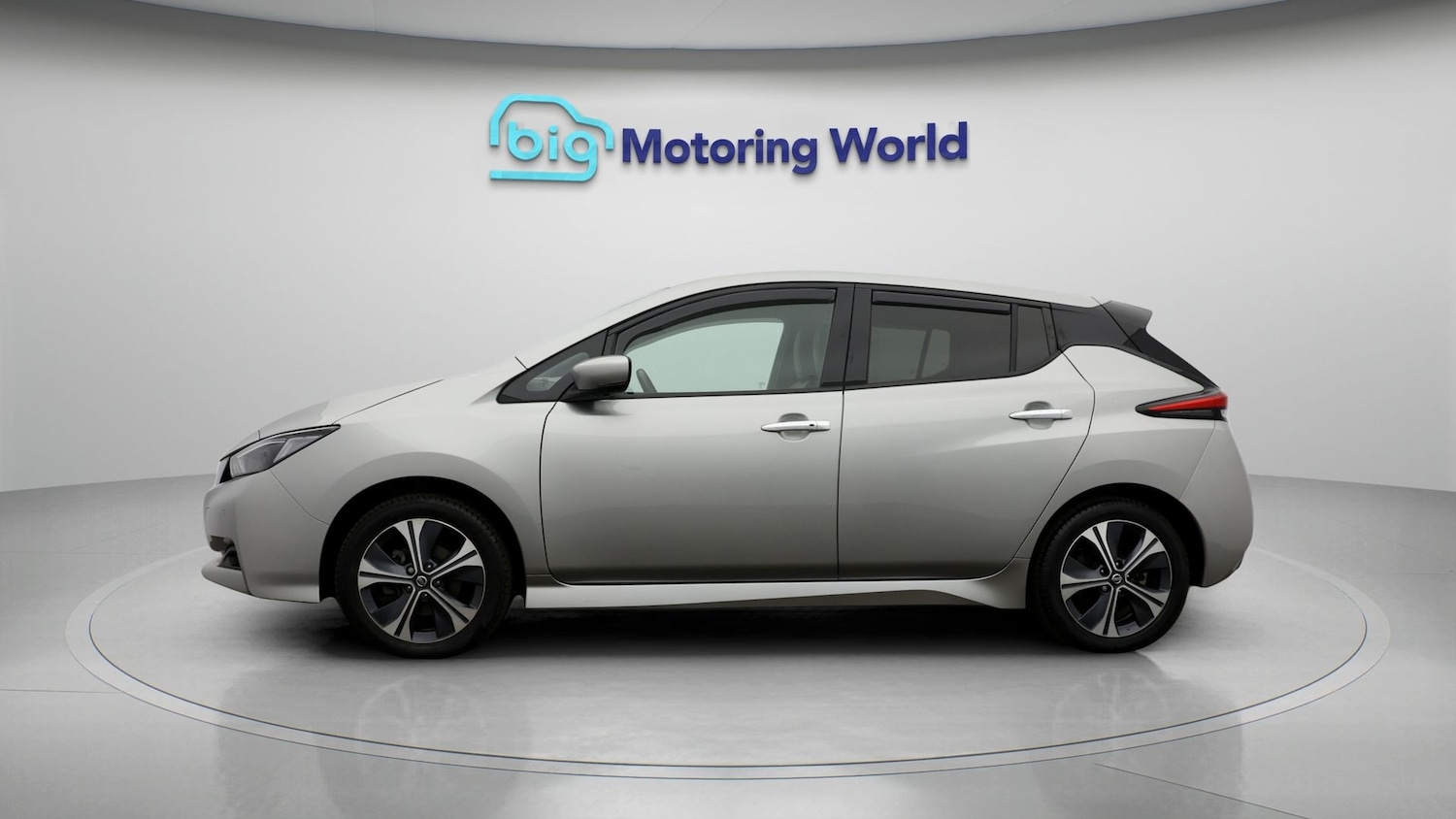 Used Nissan Leaf 2021 for sale - 77289582: Photo 4