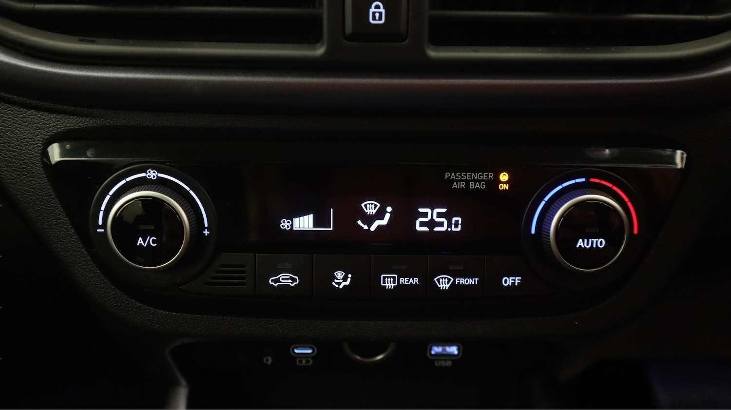 Used Hyundai i10 2024 for sale - 77622273: Photo 12