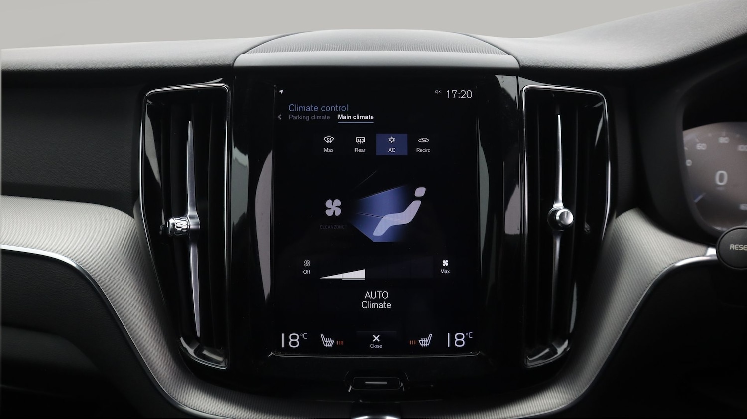 Used Volvo XC60 2019 for sale - 77961641: Photo 12